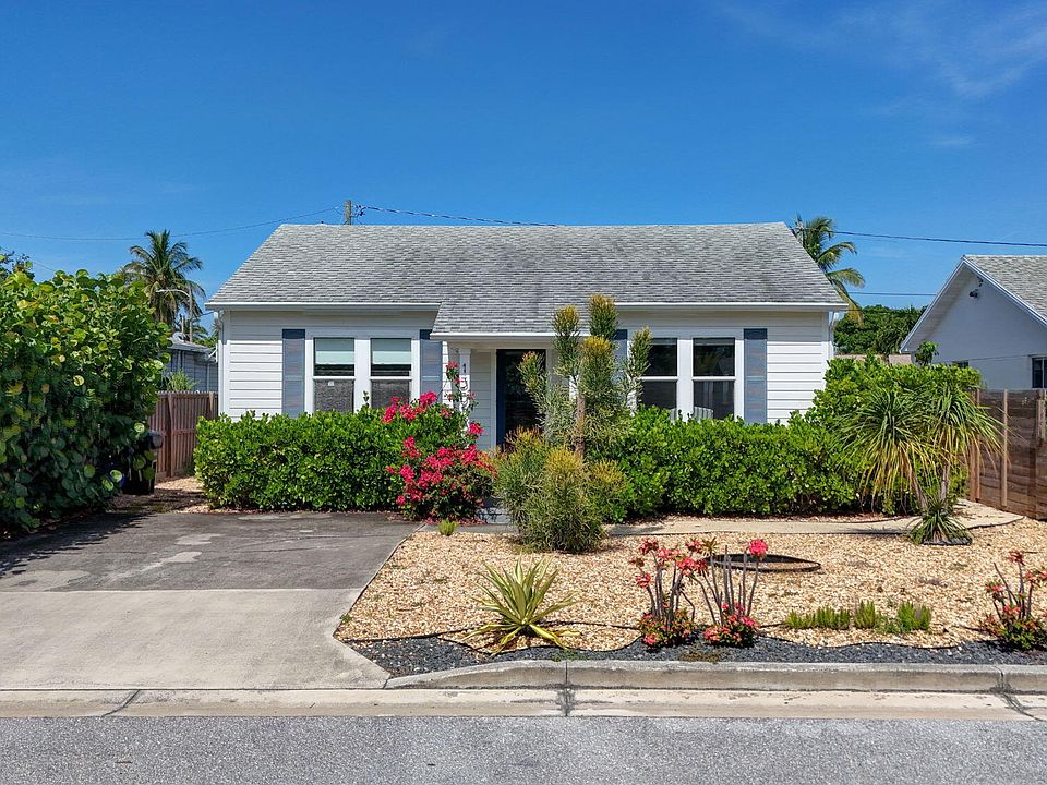 1st image of 1305 N Palmway