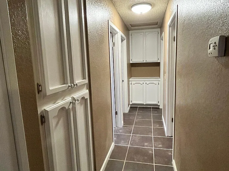9120 Peach Ave — Photo 8