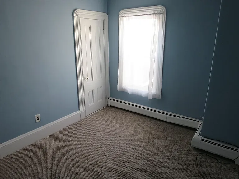 286 Highland Ave — Photo 3