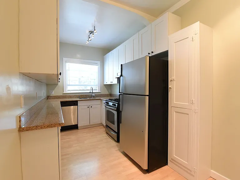 138 Monte Cresta Ave. — Photo 8