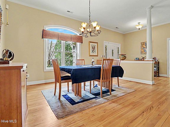 4th image of 4127 Cape Landing Road