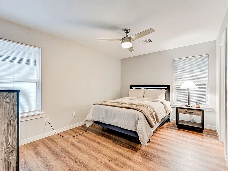 1017 N Lane St #A — Photo 15