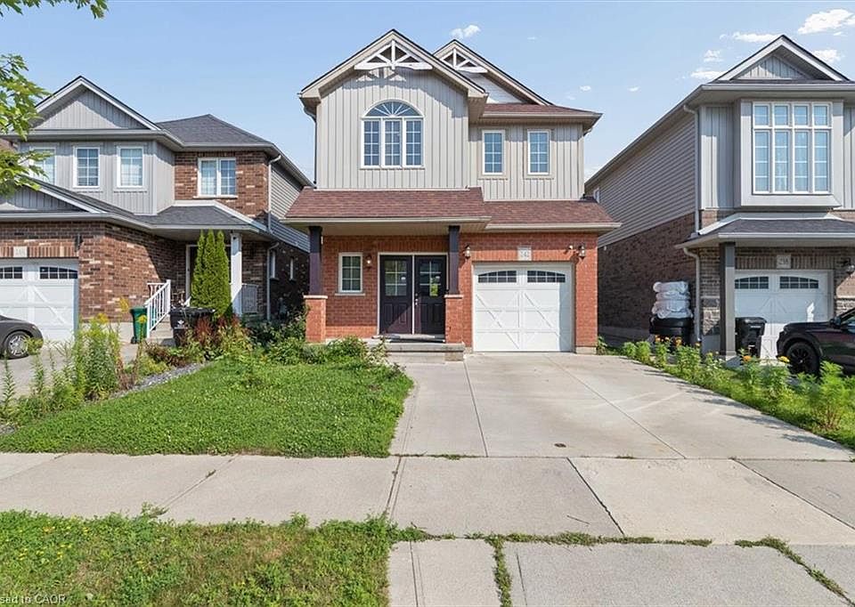 1st image of 242 Moorlands Cres
