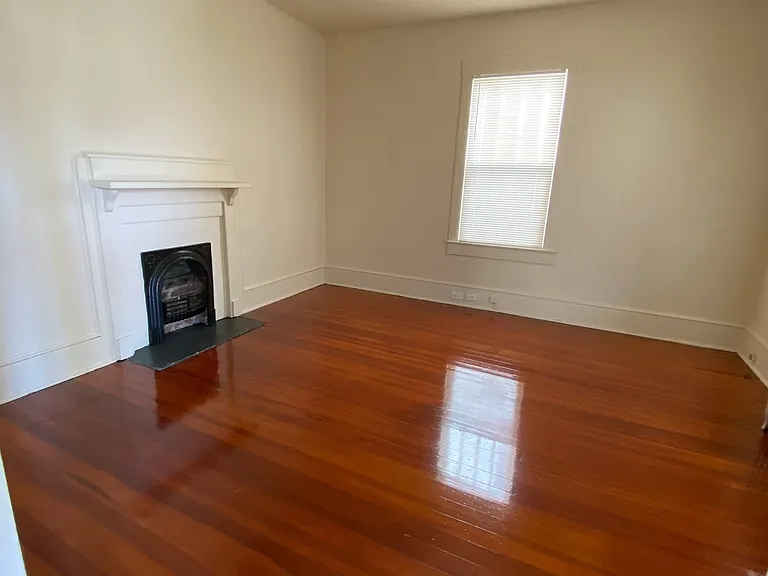 224 Moffett St — Photo 7