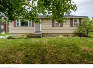 149 Melissa Dr, Yarmouth, ME 04096