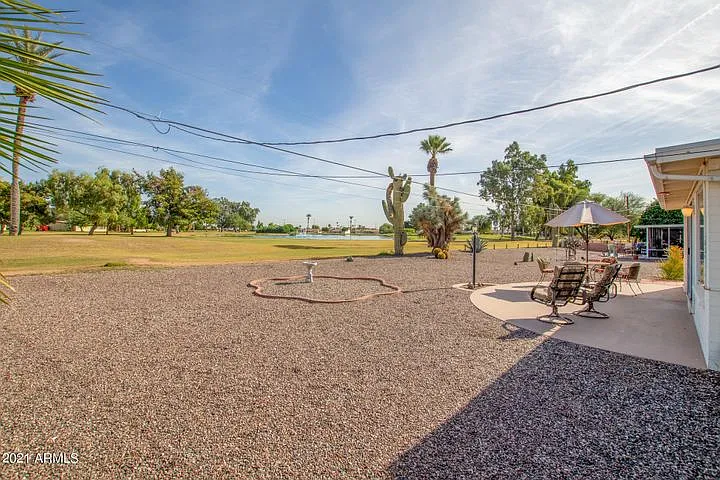 10138 W Pinehurst Dr