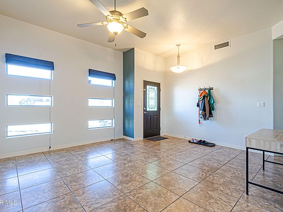 4th image of 13900 Vaquero Rock Dr