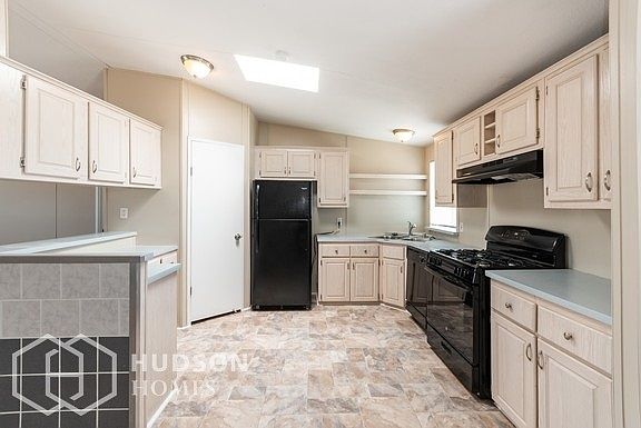 Hudson Homes Management- Kitchen