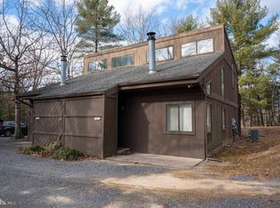 377 Spitz Ln #100, Basye, VA 22810