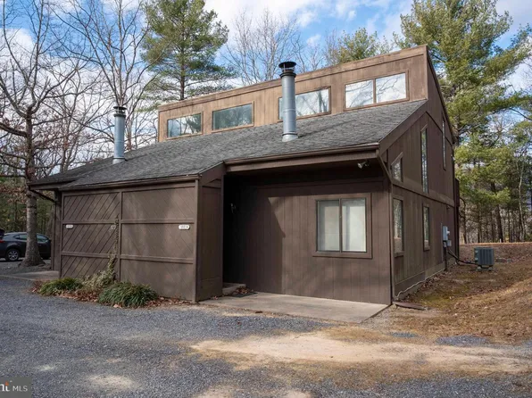 377 Spitz Ln #100, Basye, VA 22810