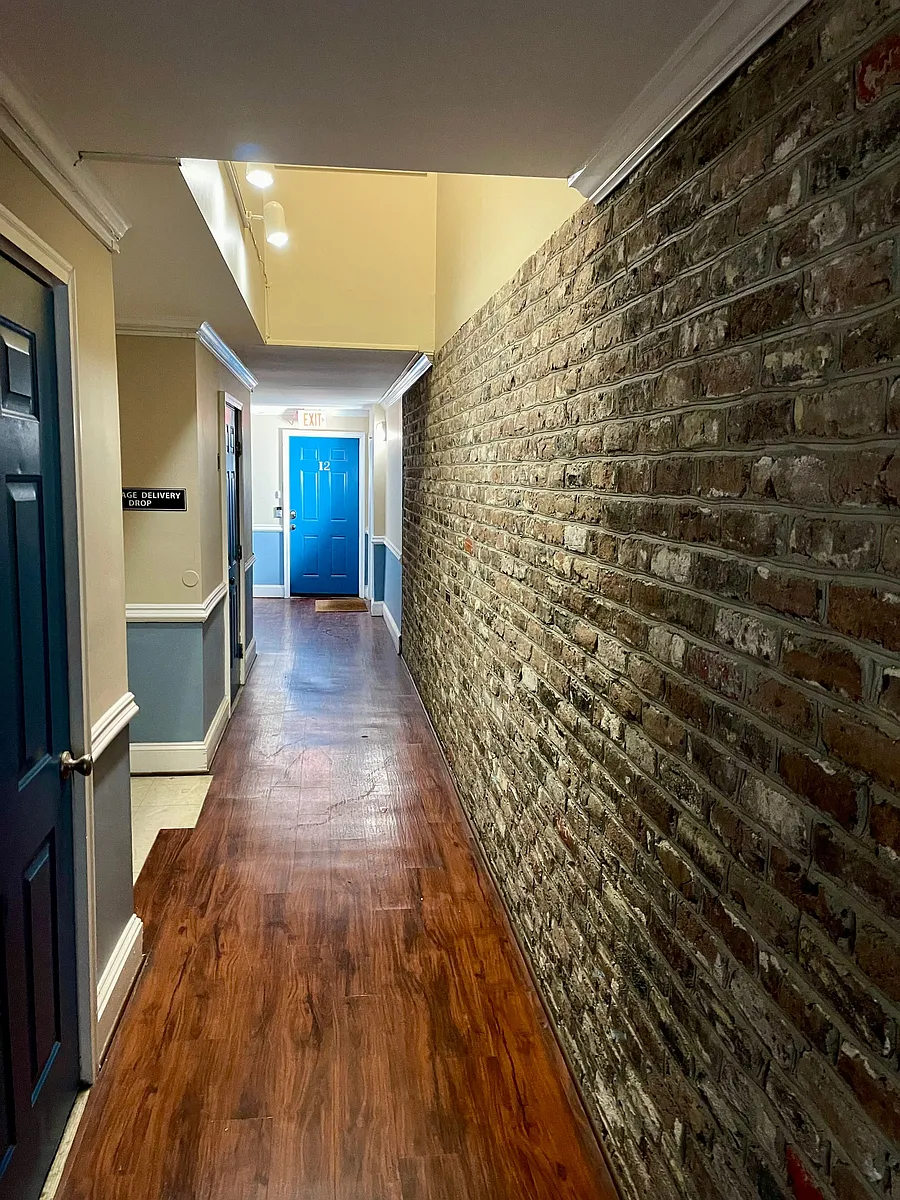 Building Photo - 507 Evans St #3