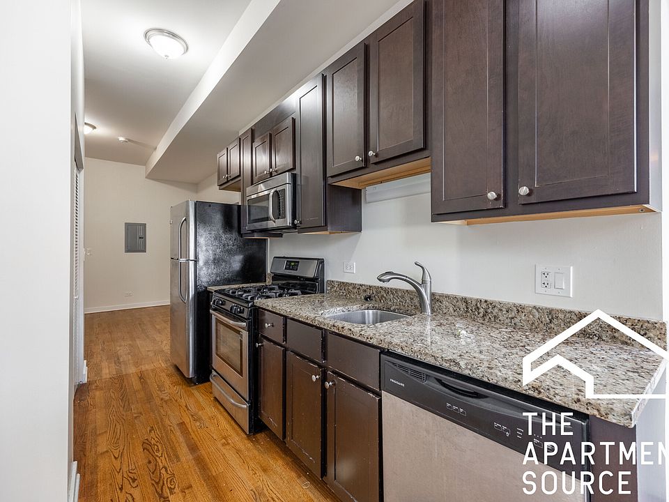 1st image of 2146 W Chicago Ave #1R