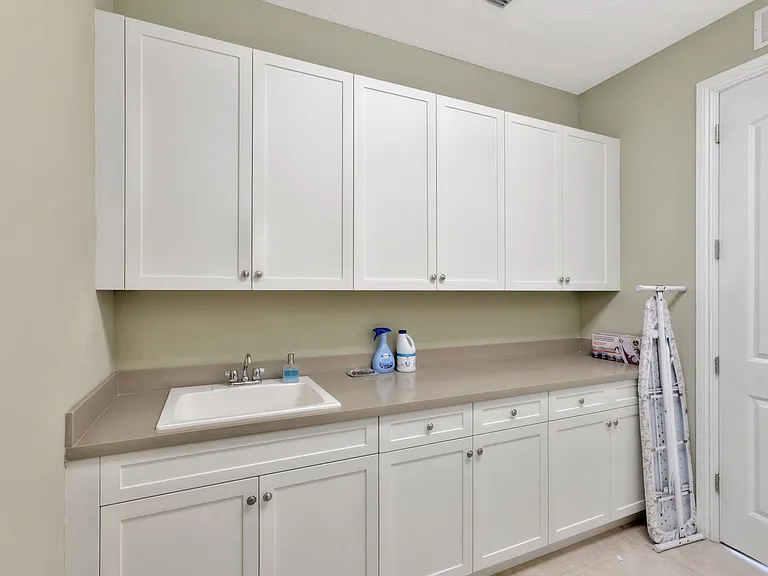 11900 Cypress Key Way — Photo 16