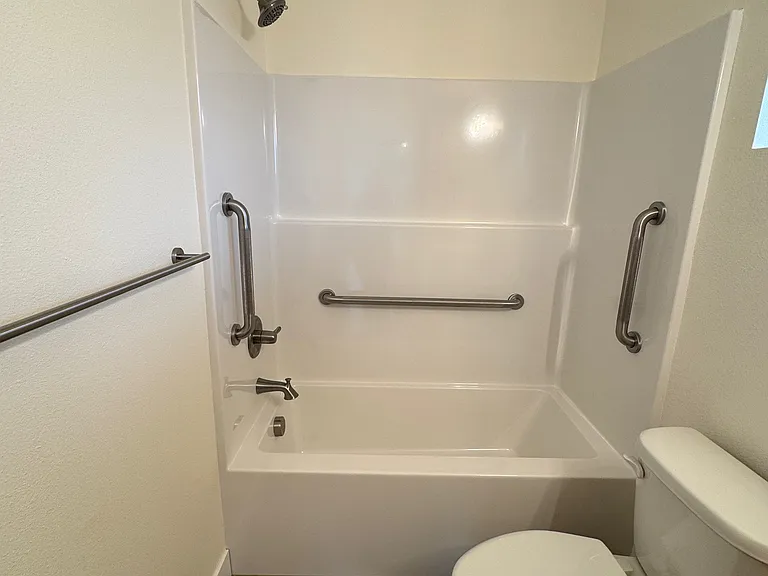 1654 NW Highland Ave #A — Photo 20