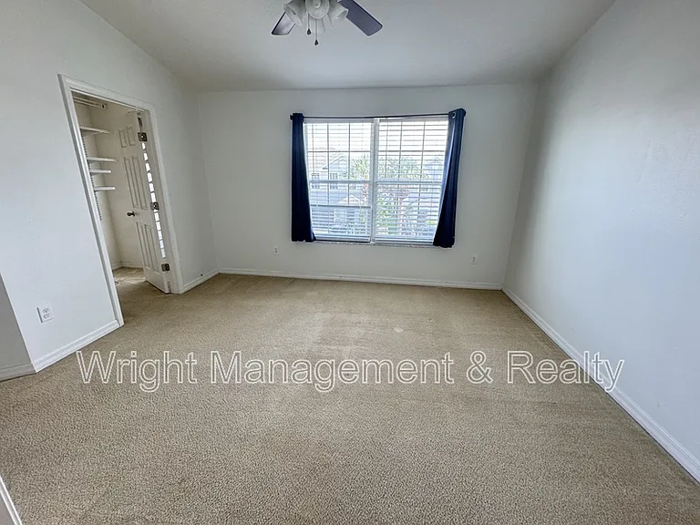 4658 69th Pl N — Photo 11