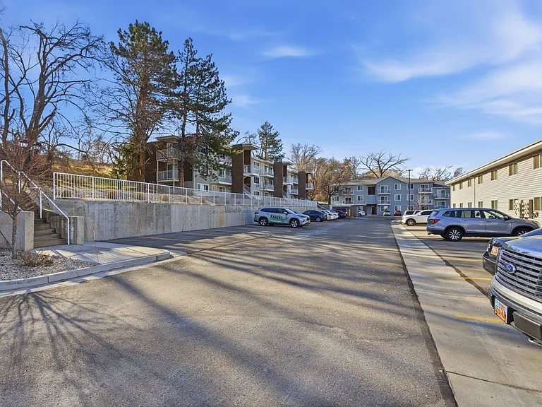 Greenhill at Riverdale — Photo 24