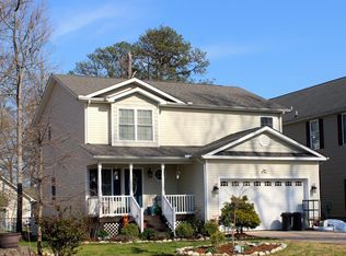 1226 Bancroft Ave, Colonial Beach, VA 22443