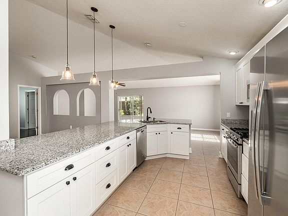 4th image of 3130 Cedar Bay Dr