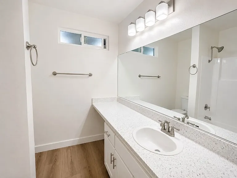 Viva Apartments — Photo 19