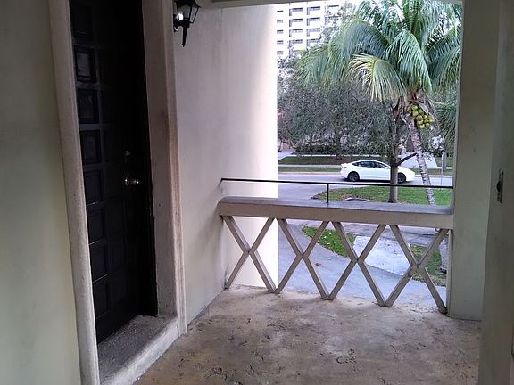 2nd image of 545 Coral Way APT 7