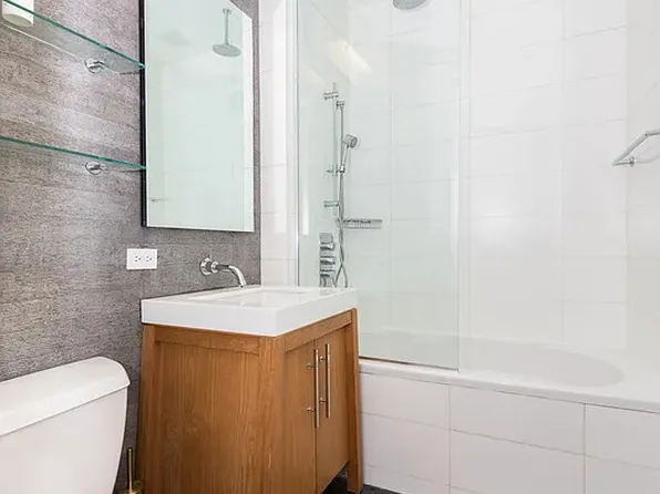 88 Greenwich Street image 5 of 18