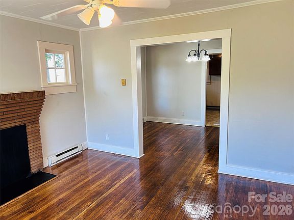 5th image of 409 Messner St