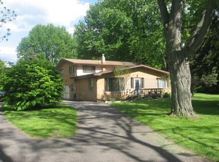 15000 Bainbridge St, Livonia, MI