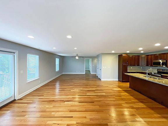 4th image of 8527 Roy Ln