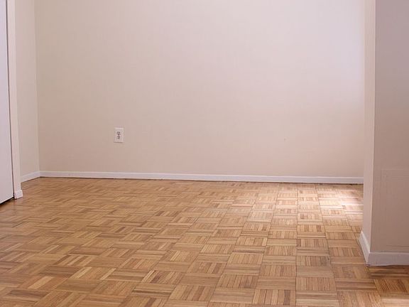 3rd image of 515 E 78th St APT 2E