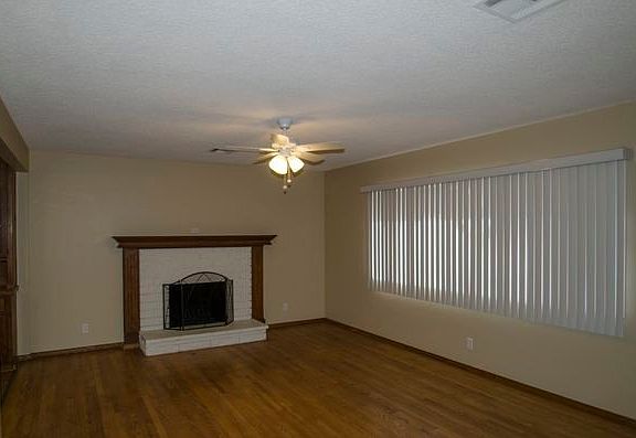 2nd image of 12421 Birch St