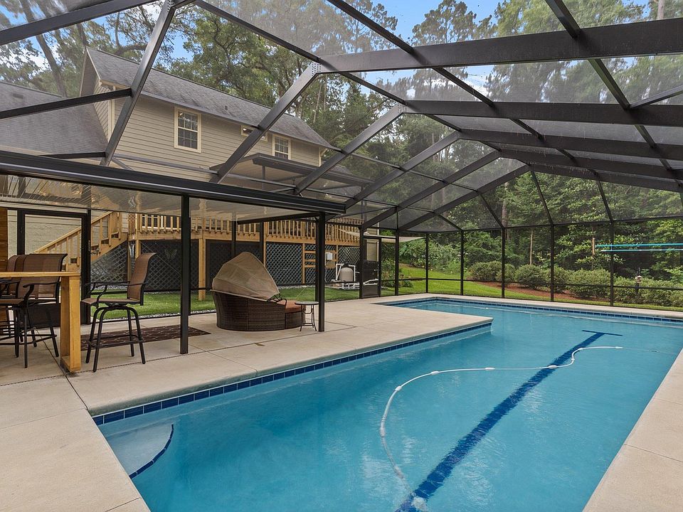 1st image of 2040 Cynthia Dr