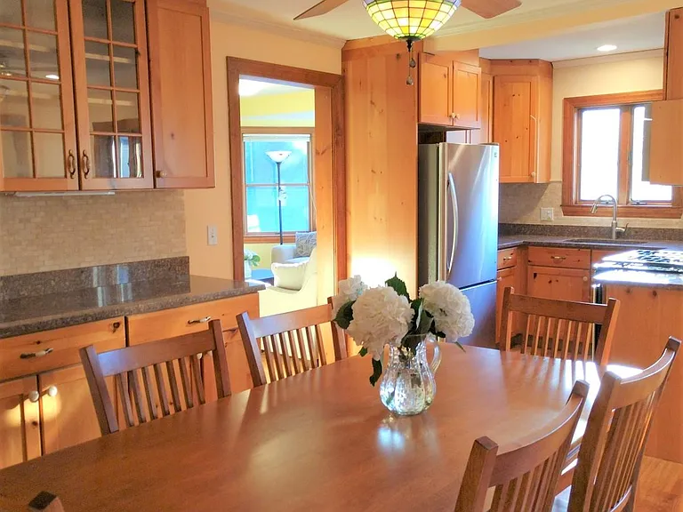 8 Jackson St #2 — Photo 1