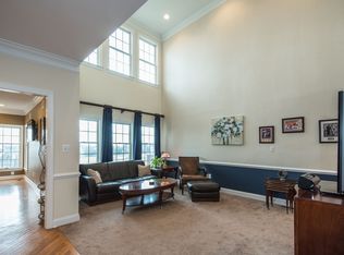 328 Saint Andrews Pl, Blue Bell, PA 19422