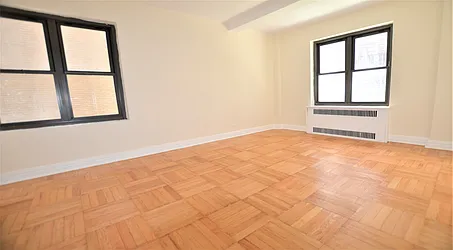 Rented by Manhattan Realty Group