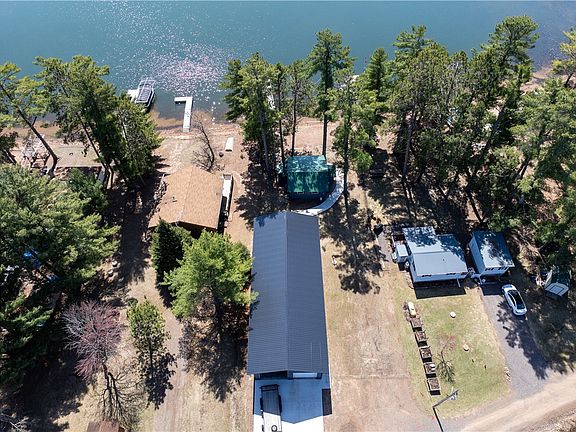 5th image of 2097 Sunnyside Road