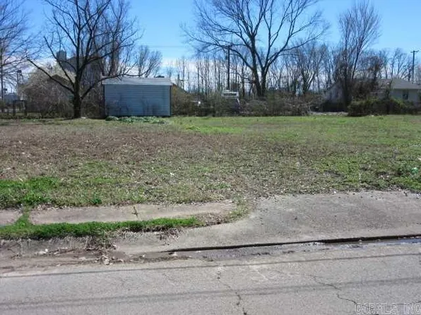 824 E 14th St, North Little Rock, AR 72114