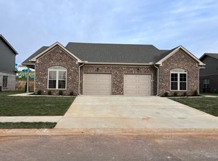 552 Cumberland Pointe Ln, Bowling Green, KY 42103