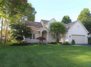 8929 Linden Lake Rd, Sylvania, OH 43560