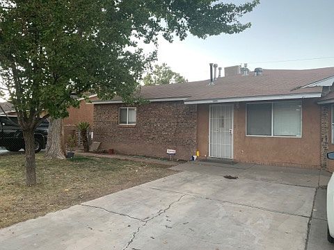 1st image of 4601 Valley Park Dr SW