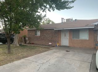 4601 Valley Park Dr SW, Albuquerque, NM 87105