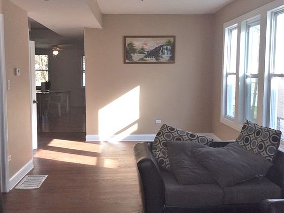 3rd image of 6547 S Claremont Ave