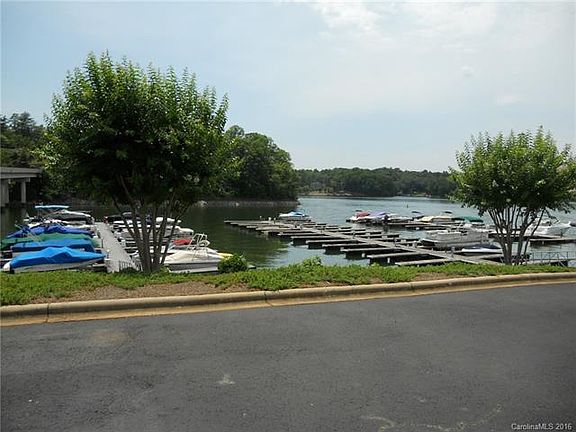 3rd image of 117 W Tattersall Dr #39