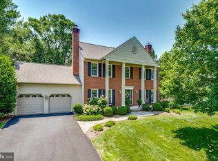 6318 Hidden Canyon Rd, Centreville, VA 20120