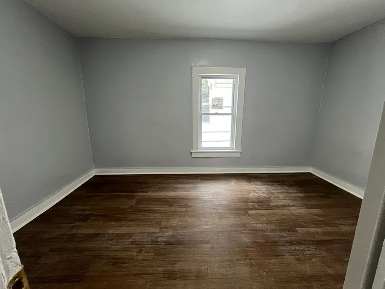 6 Evans St #2 — Photo 11
