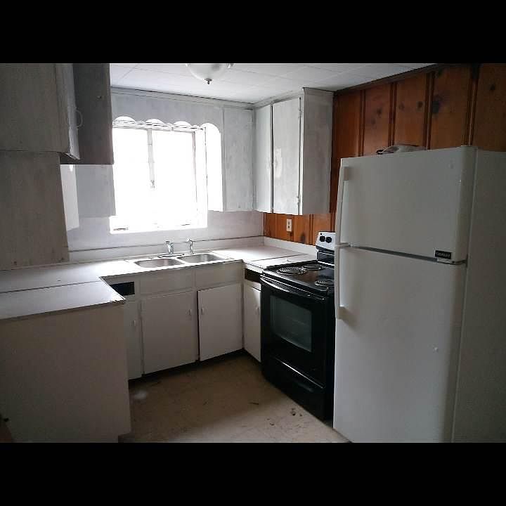 1st image of 910 Dill St APT 1