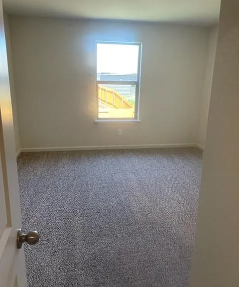 210 Drifter Dr — Photo 5