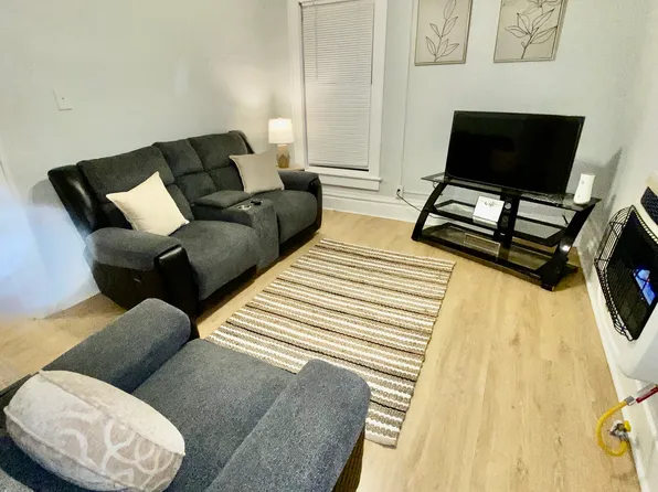 1014 20th St #2, Huntington, WV 25703