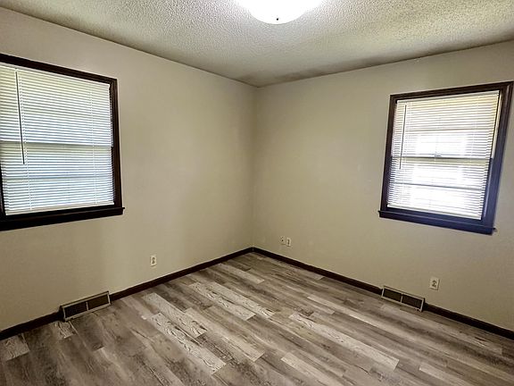 3rd image of 1700 S Main St APT A