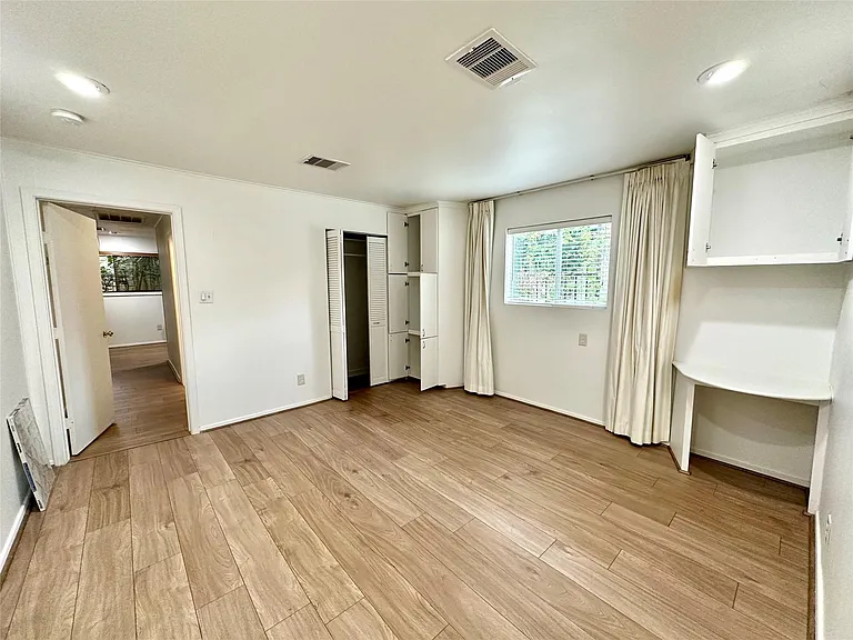 5223 Schuler St — Photo 17