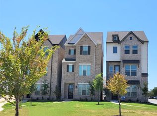 2201 Fort Bliss St, Mesquite, TX 75149